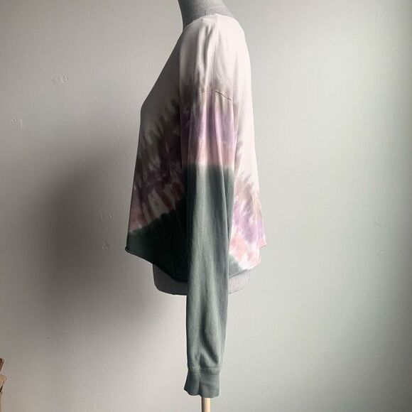 DAYDREAMER Tie Dye Crew Neck Lightweight Long Sleeve Dolman Top - Picture 3 of 7
